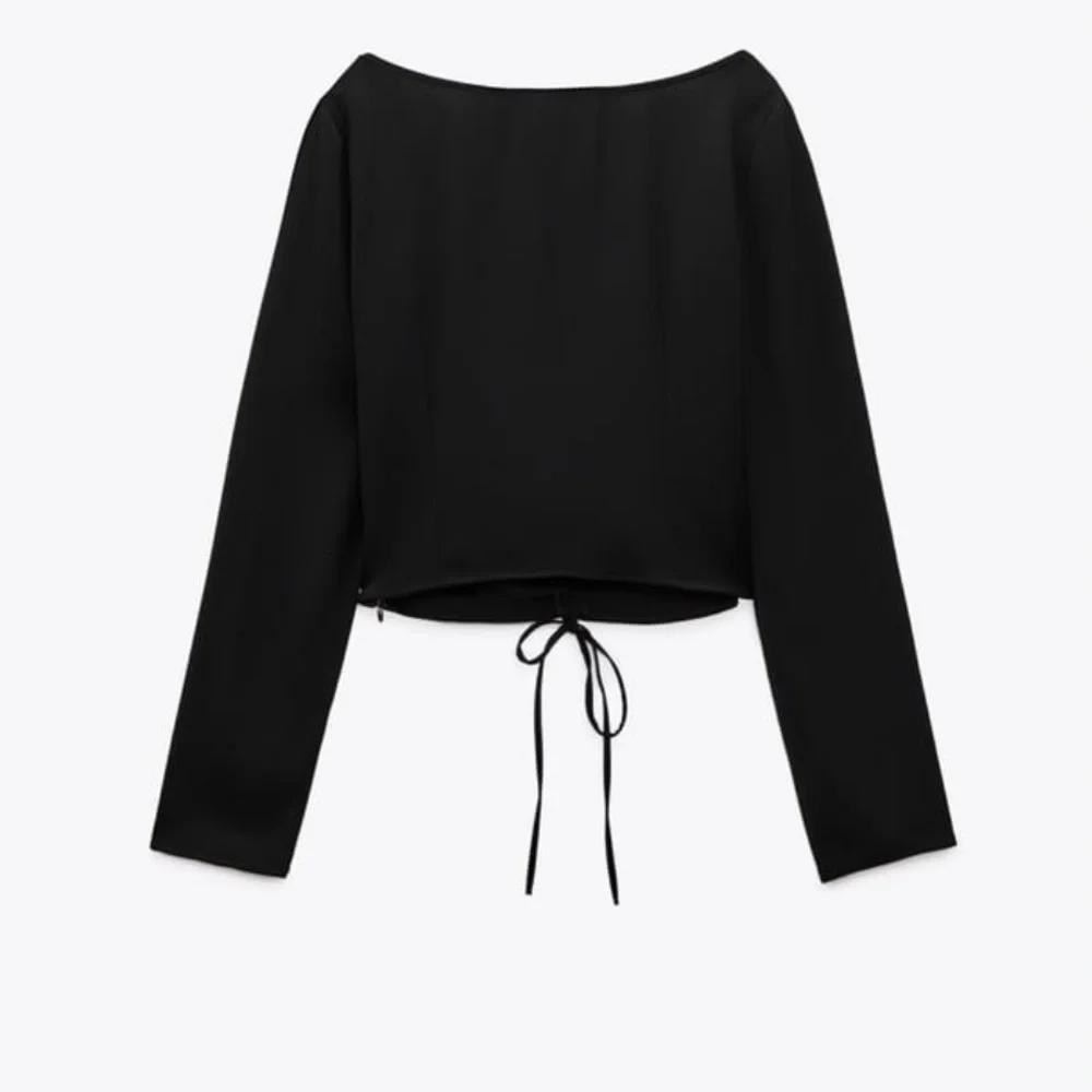 Zara Ruched Cut Out Long Sleeve Top in Black